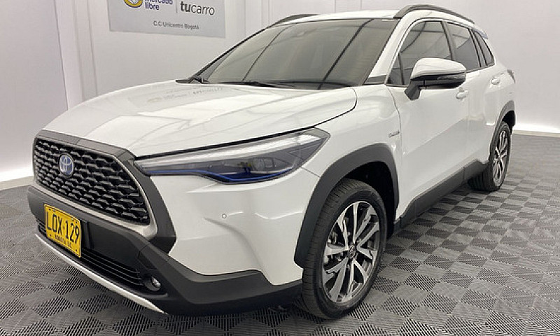 Toyota Corolla Cross...