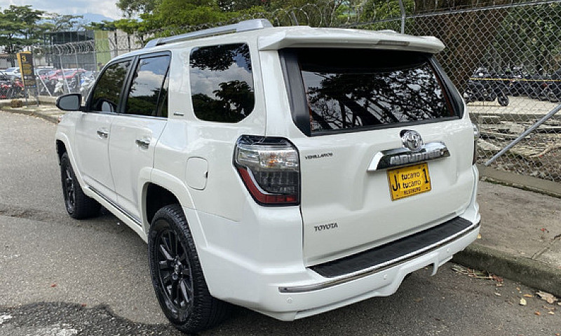 Toyota 4Runner 4.0 L...