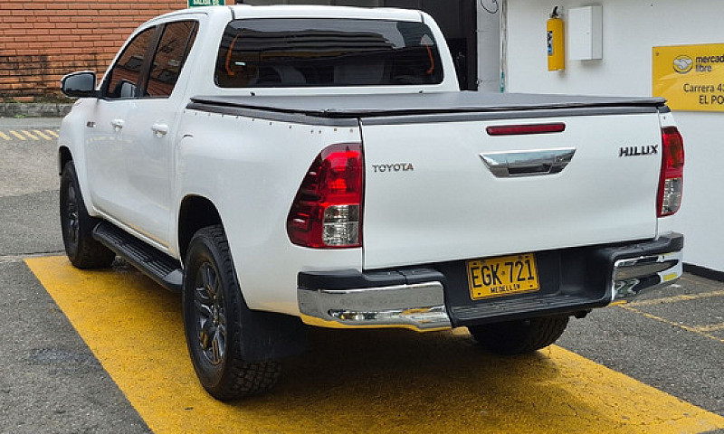 Toyota Hilux 2.7 Gas...