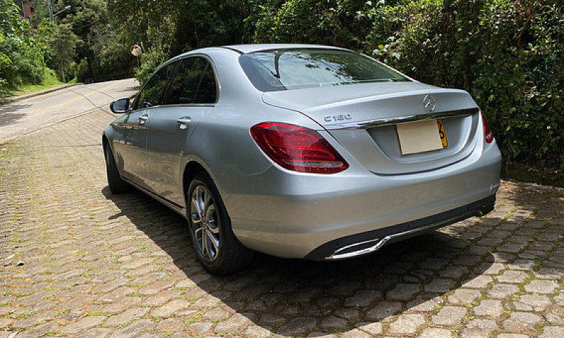 Mercedes-Benz Clase ...