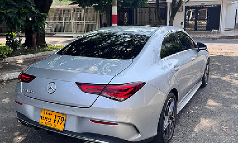 Mercedes-Benz Clase ...