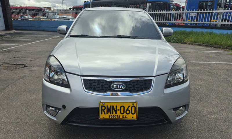 Kia Rio 1.6 4 P...
