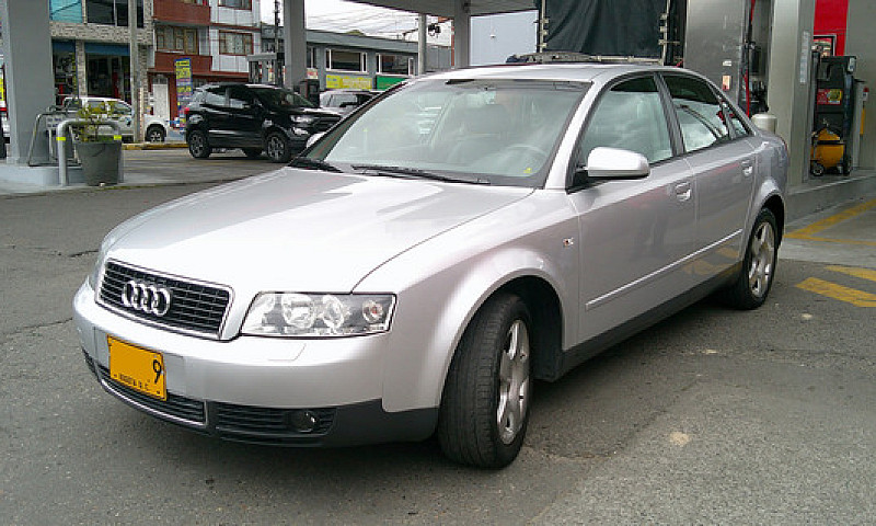 Audi A4 2.0 Multitro...
