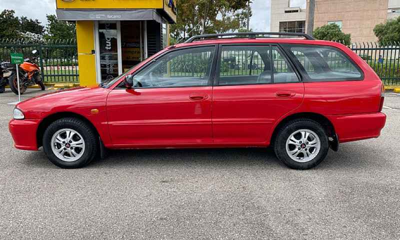 Mitsubishi Lancer 1....