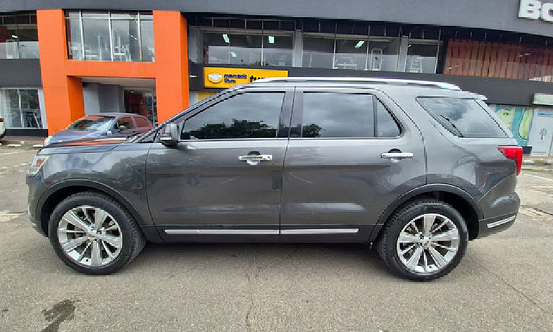 Ford Explorer 2.3 Li...