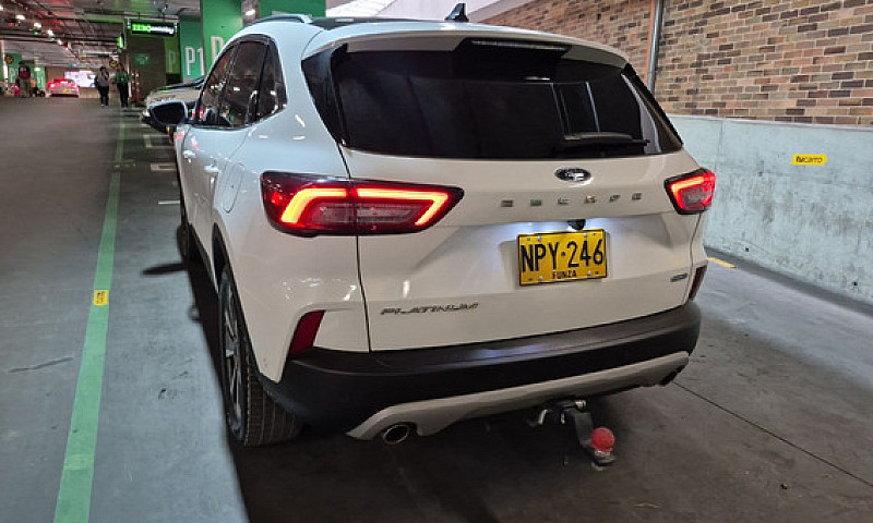 Ford Escape 2.5 Plat...