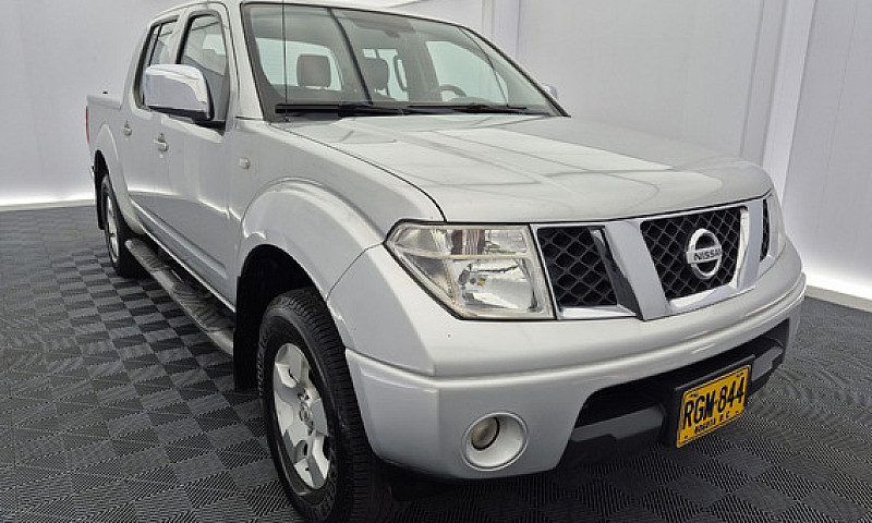Nissan Navara 2.5 Hi...