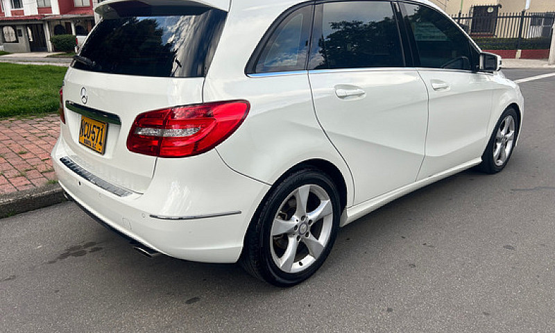 Mercedes-Benz Clase ...