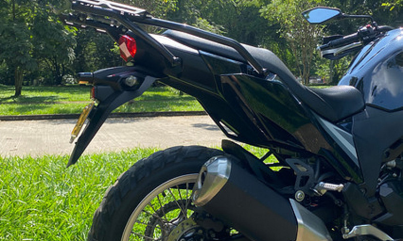 Kawasaki Versys X300...