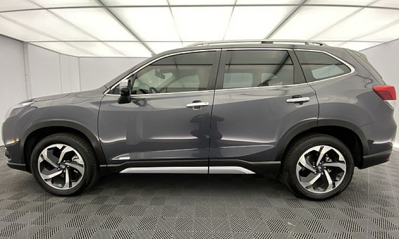 Subaru Forester 2.5 ...