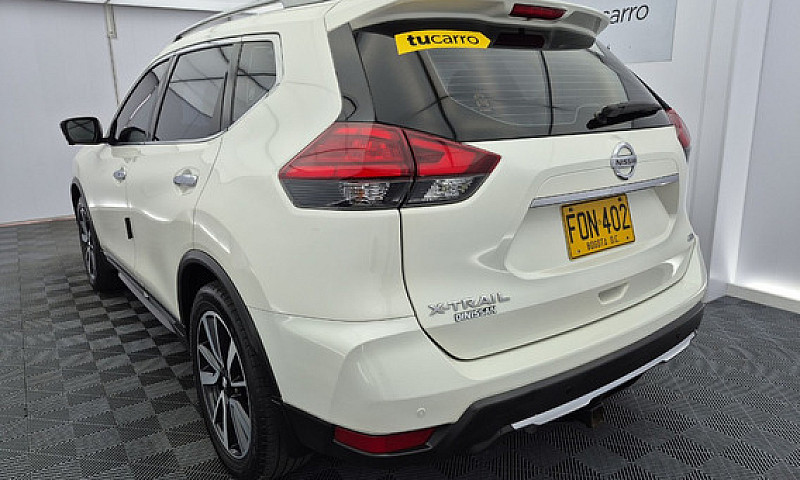 Nissan X-Trail 2.5 E...