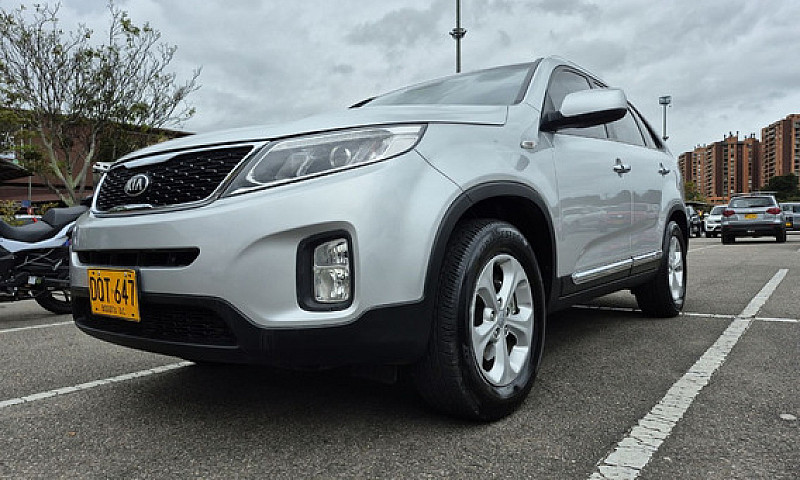 Kia Sorento 2.4 Radi...