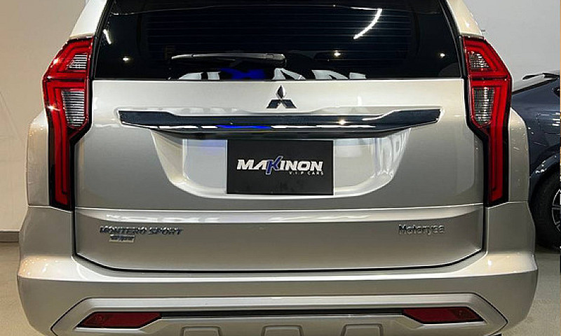 Mitsubishi Montero S...