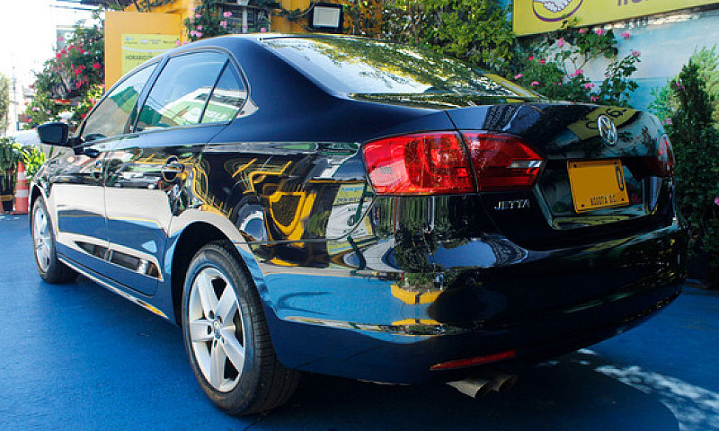 Volkswagen Jetta Nue...