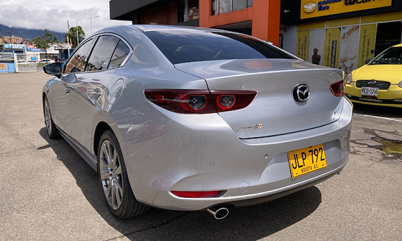Mazda 3 2.5 Grand To...
