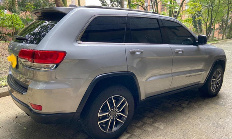 Jeep Grand Cherokee ...