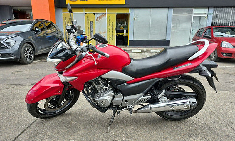 Suzuki Inazuma 250...