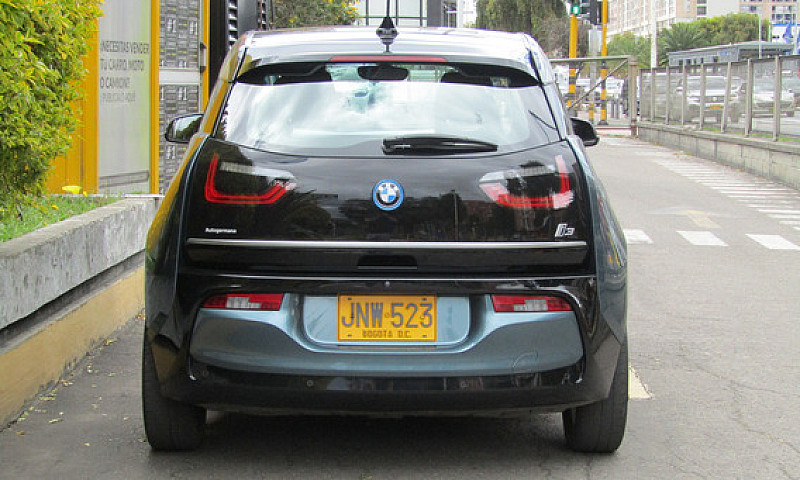 Bmw I3 Atelier...