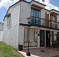 Se Vende Hermosa Casa Esquinera De 2 Pisos