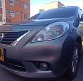 Nissan Versa Full Equipo