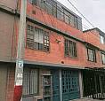 Vendo Hermosa Casa De Tres Pisos Rentable.