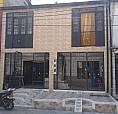 Vendo O Permuto Hermosa Casa Con 2 Aptos Independientes