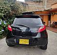 Mazda 2 1.5 Color Negro