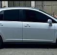 Nissan Tiida Sedán Automático Full Equipo