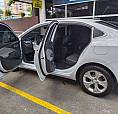 Vendo Onix Turbo Sedan 2022