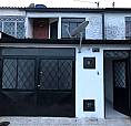Se Vende Casa De Dos Pisos En El Barrio Camelias Cerca Al Terminal