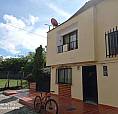 Casa De Dos Pisos,Plancha Y Esquina