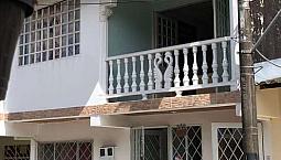 Casa De Dos Apartamentos