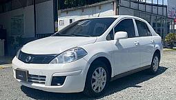 Nissan Tiida 2014 Automático