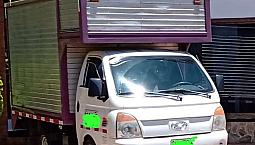 Vendo Camioneta Con Furgón Tipo Turbo Modelo 2008 Marca Hyundai H100 Truck