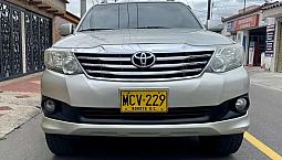 Toyota Fourtunner  4X2 Automática