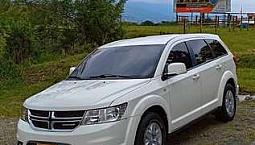 Camioneta Dodge Journey Modelo 2011 Papeles Al Día Día Llantas Delanteras Nuevas, Matriculada En Calarcá.