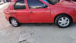 Carro Logan 2013