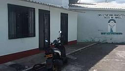 Arriendo Alcoba Puerta Ala Calle Persona Sola ..$ 160 , Recreo.   Baños Compartidos...