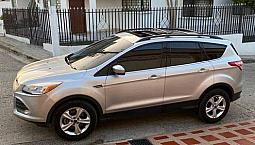 Vendo Ford 2014