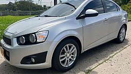 Vendo Chevrolet Sonic Lt At 2015
