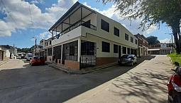 Hermosa Casa, Rentando Con 4 Apts Independientes