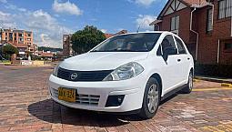 Nissan Tiida 2015