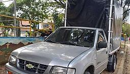 Camioneta Chevrolet Luv 2.300, Modelo 1998 Full Inyeccion, Direccion Hidraulica,Estacas, Encarpatada