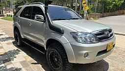 Fortuner 2008 Gasolina V6