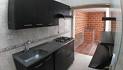 Venta De Casa Con 2 Apartamentos Independientes Jordan 8 Etp.