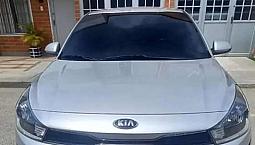 Hermoso Kia Río Vibrant 2022