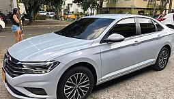 Jetta 2019,Blanco Plata Metálico