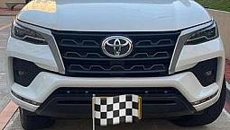 Hermosa Toyota Fortuner 2021
