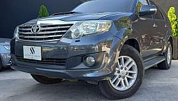 Toyota Fortuner Sr5 3.0 D-4D 4X4 Diesel