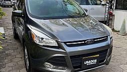 Vendo Ford Escape